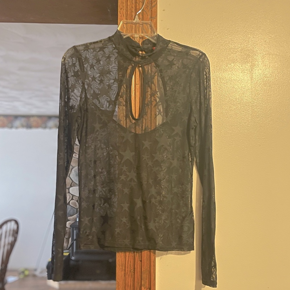 Guess star mesh top